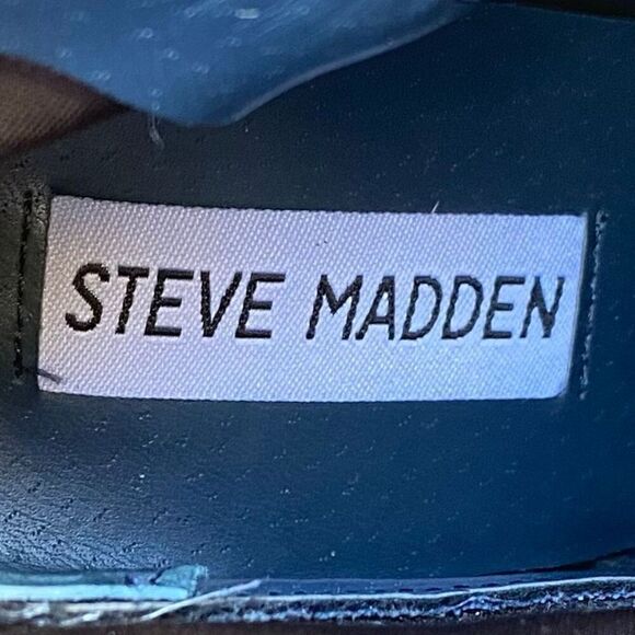 Steven Madden Blue Edit Zip Up Velvet Block Heel Ankle Boots Sz 7 EUC - Picture 9 of 9